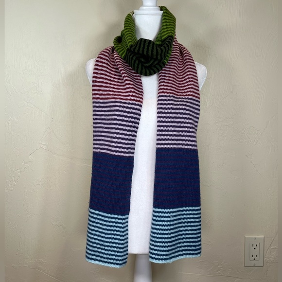 Eddie Bauer Knit Scarf - Picture 1 of 6